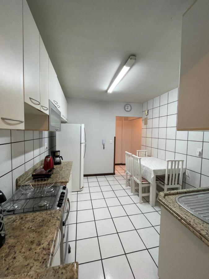 Apartamento Amplo E Completo No Centro Balneario Camboriu Bagian luar foto